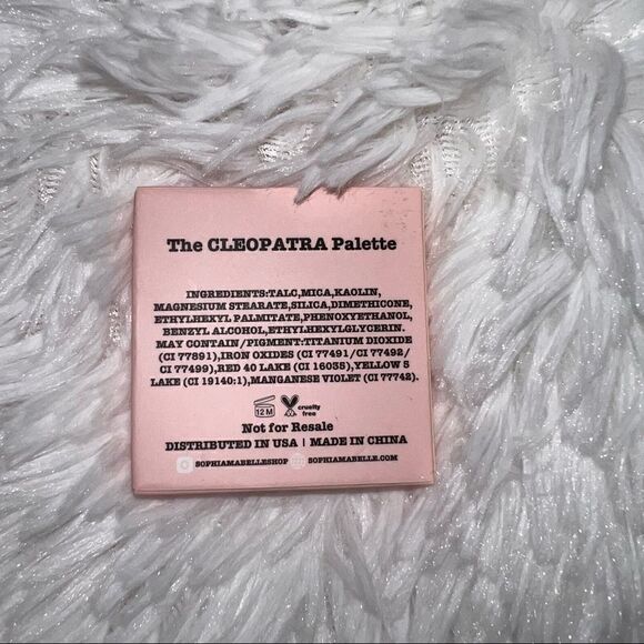 💚 Sophia + Mabelle Eyeshadow Quad - Picture 3 of 5